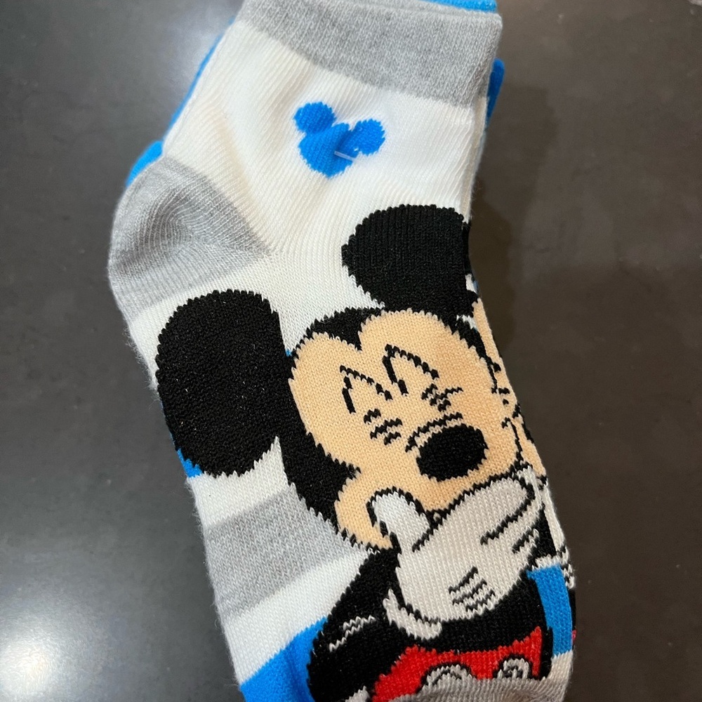 Kids socks‎